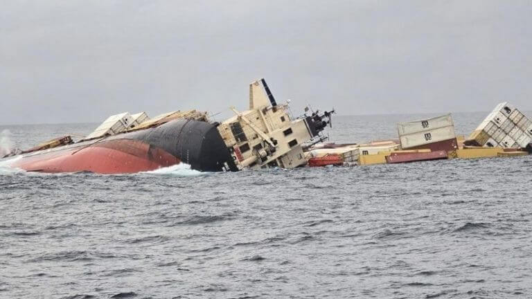 MSC đặt cọc 1.227 crore INR để thả tàu chị em