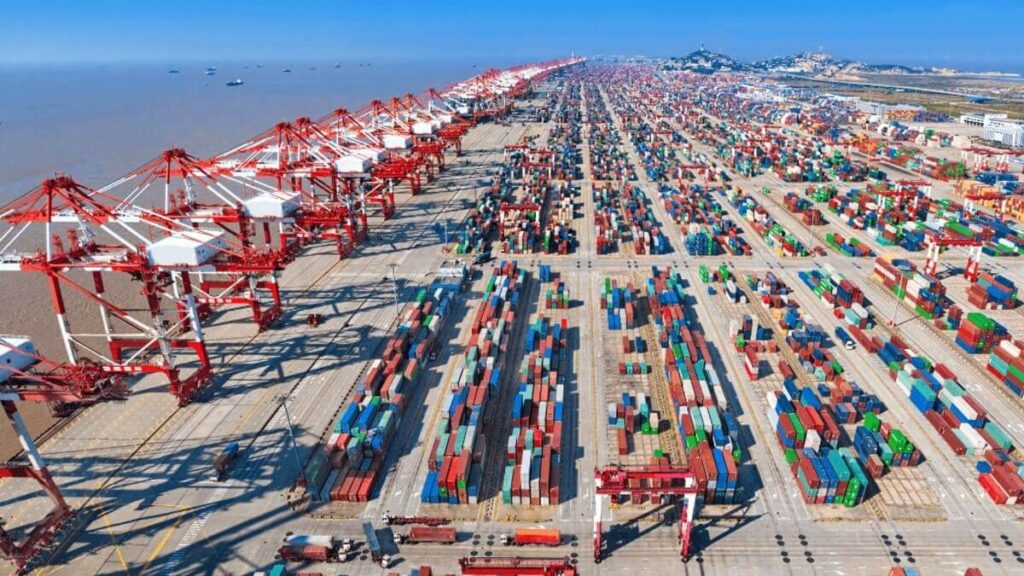 Thặng dư thương mại Trung Quốc lập đỉnh dù Mỹ áp thuế cao