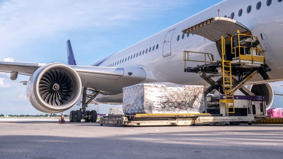 Vận tải hàng không 2026 tăng chậm nhưng bền vững