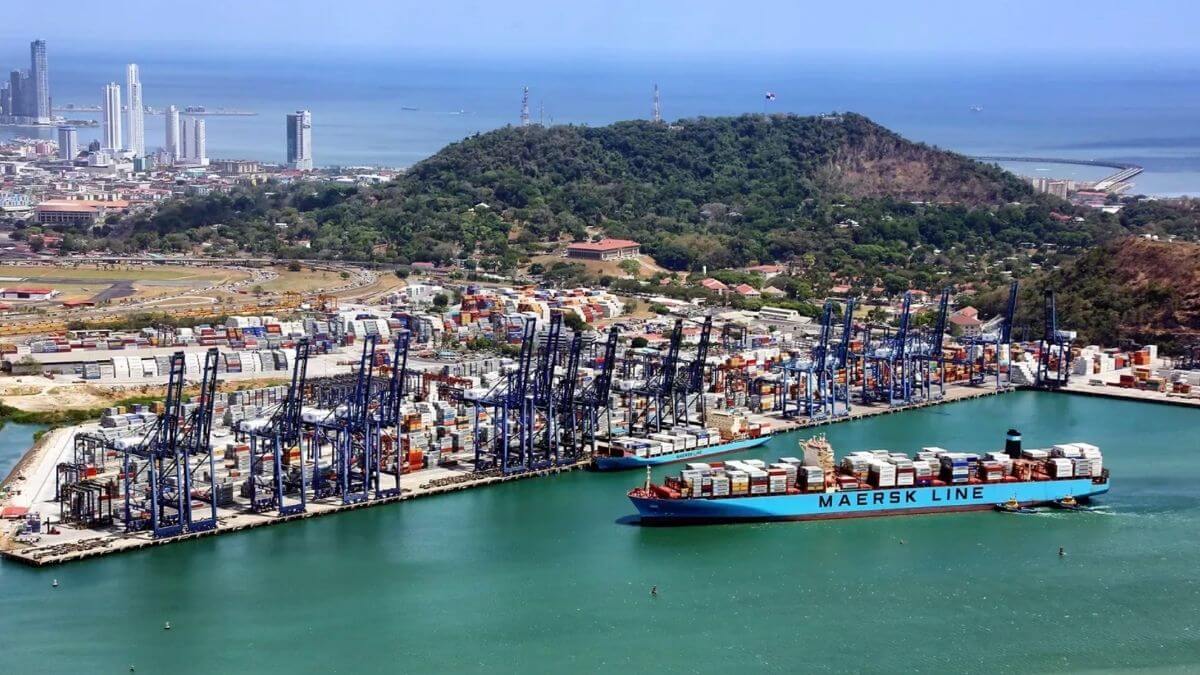 Cập nhật: Panama kích hoạt phương án chuyển tiếp vận hành cảng sau phán quyết vi hiến
