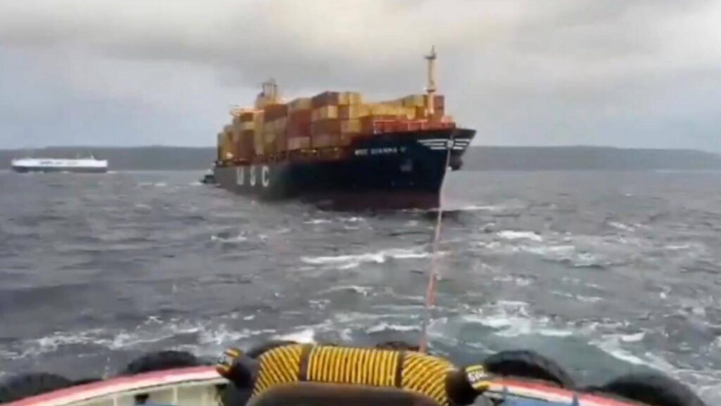 MSC GIANNA III gặp sự cố máy tại eo biển Çanakkale