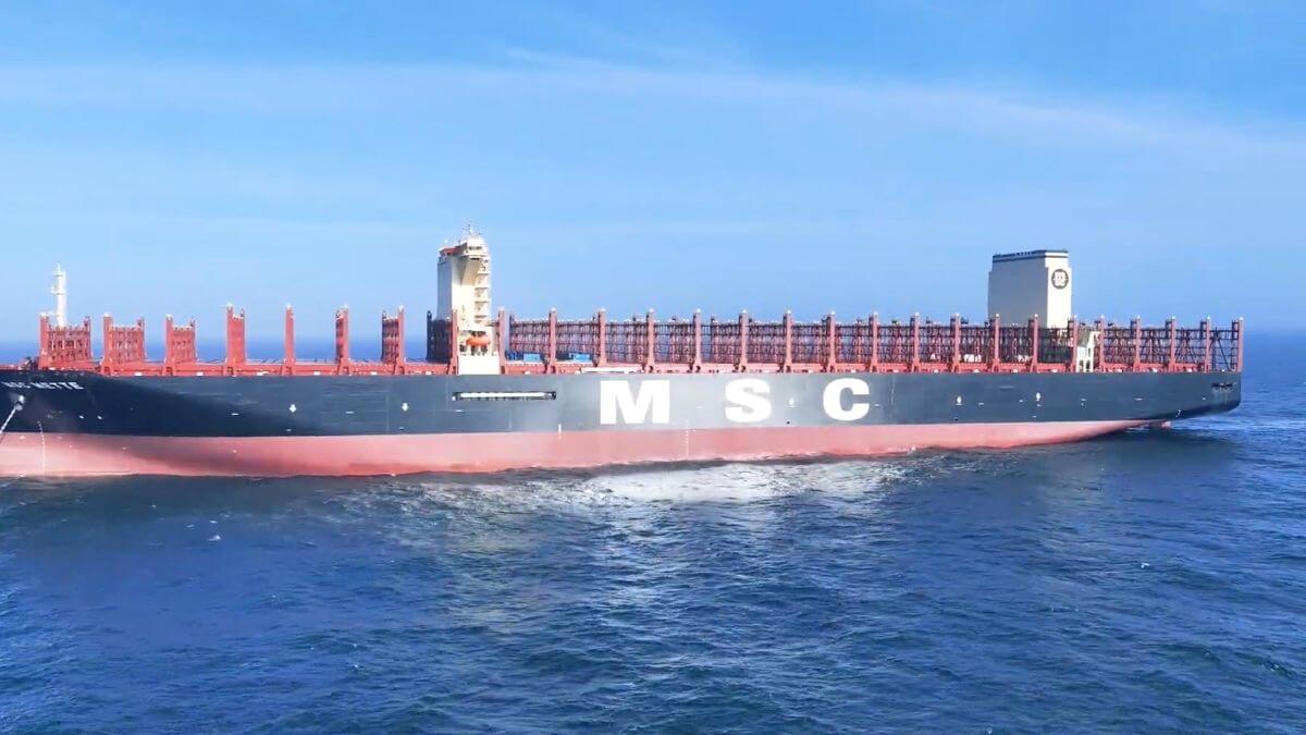MSC mở rộng đơn tàu LNG 11.500 teu tại Jinglu