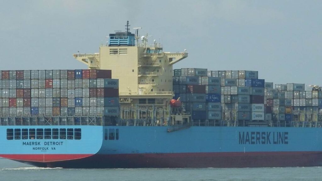 Maersk đảo chiều Suez, rủi ro tuyến Á–Âu