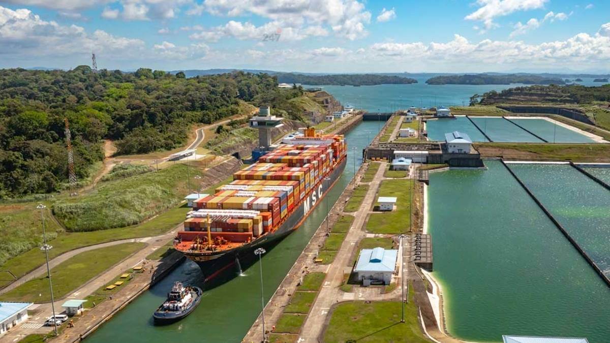 Panama Tiếp Quản Cảng, Hutchison Phản Đối