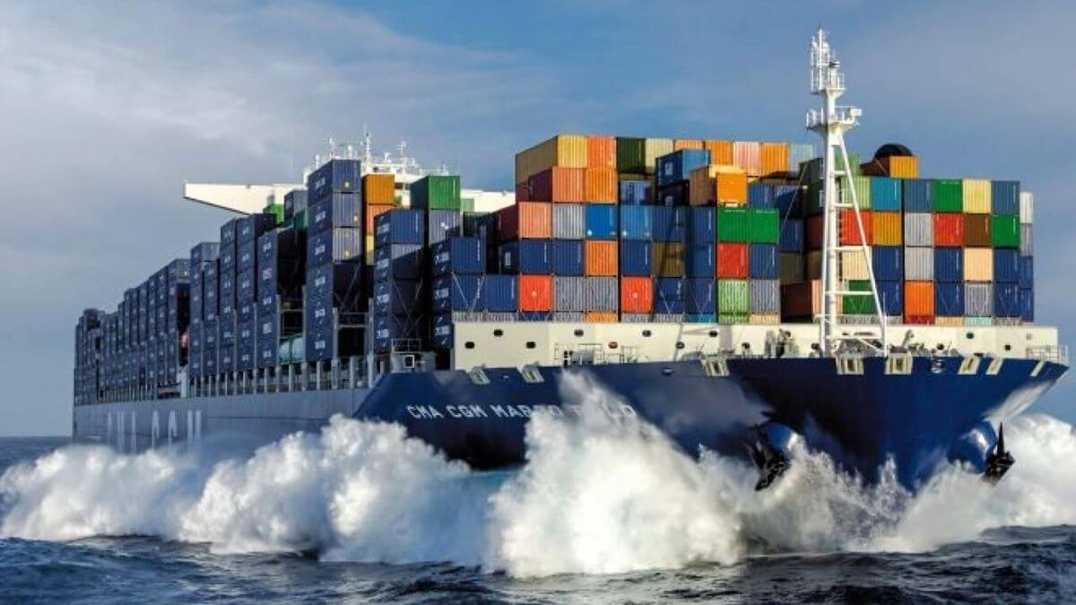 CMA khôi phục booking vận tải container Trung Đông