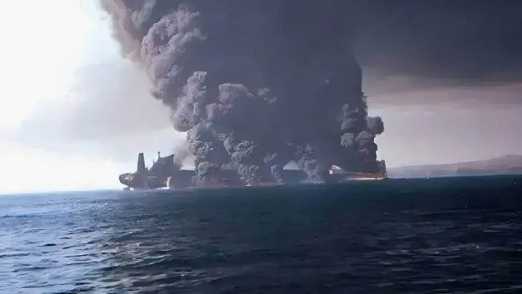 Tàu tránh Hormuz vì rủi ro an ninh, không phải vì thiếu bảo hiểm chiến tranh