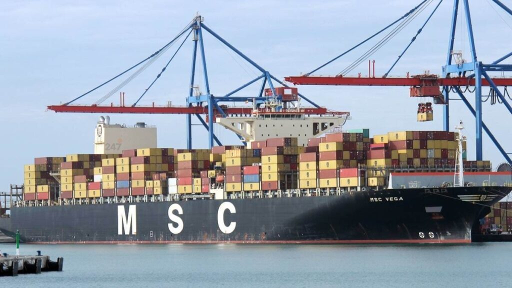 MSC đối mặt áp lực vì cáo buộc chở thép quân sự