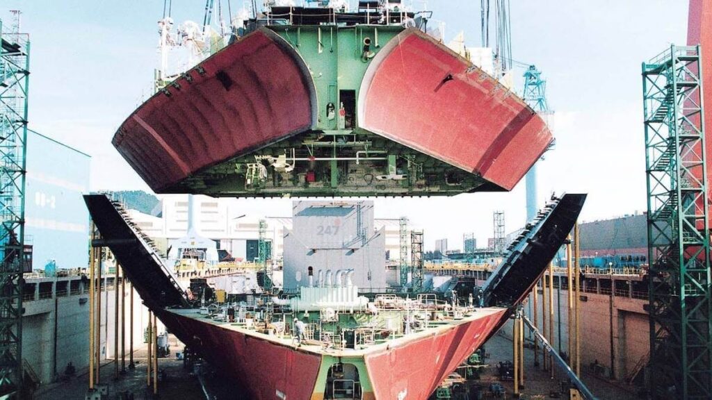 Đơn đóng tàu lập đỉnh 17 năm, tàu chở dầu dẫn sóng