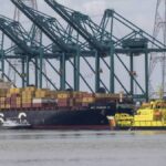 Tràn dầu tại cảng Antwerp khi tàu MSC Denmark VI tiếp nhiên liệu gây gián đoạn khai thác container