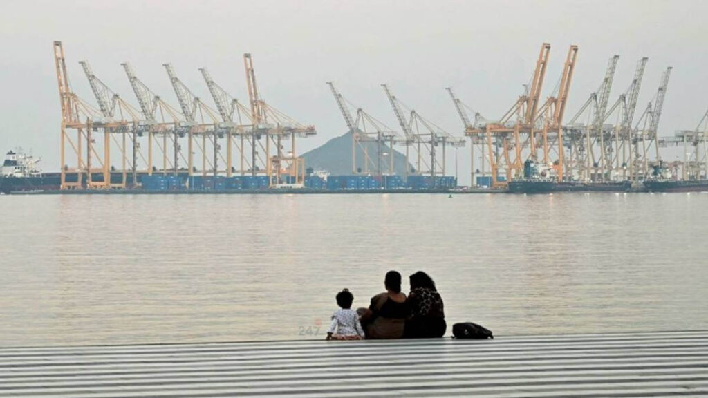 Cú sốc nhiên liệu đẩy cước vận tải tăng