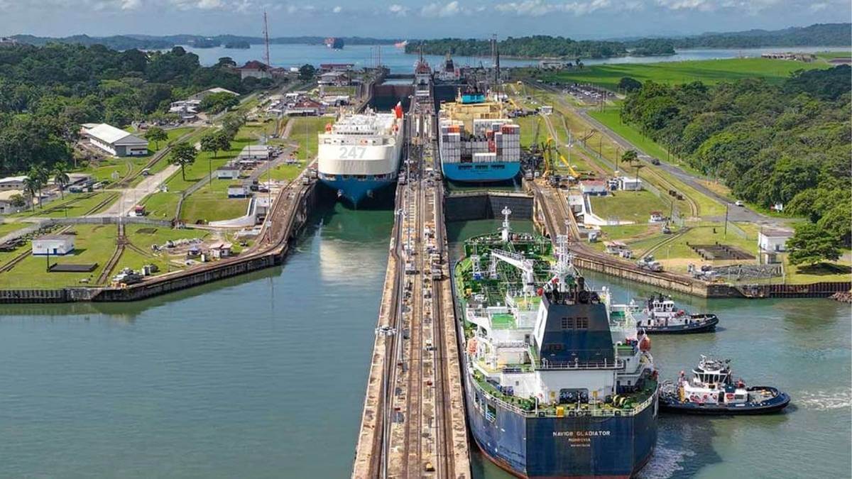 Kênh đào Panama ùn tắc tàu biển, phí ưu tiên vượt tuyến tăng lên 4 triệu USD