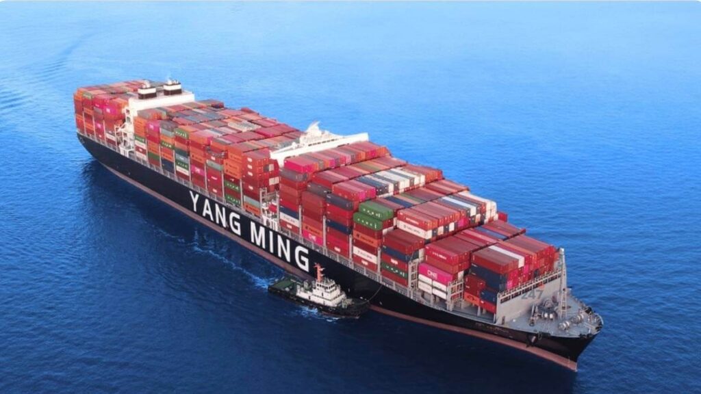 Yang Ming điều chỉnh GS2 Trung Đông: Chuyển cảng dỡ về Khor Fakkan, phát sinh phụ phí