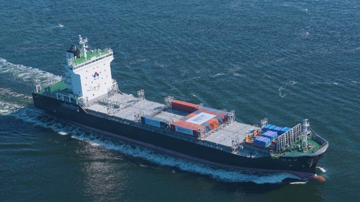 Tàu tự hành thương mại trên biển trong bối cảnh IMO hoàn thiện MASS Code cho khung an toàn vận tải biển không người lái.