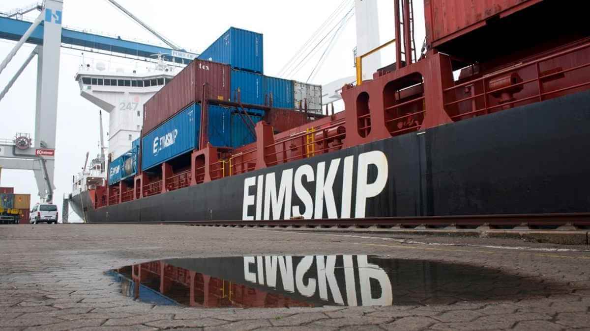 Tàu container Eimskip tại cảng Reykjavík đối mặt nguy cơ gián đoạn do đình công thủy thủ Iceland