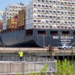 Tàu container MSC Michigan VII rời cảng Charleston trong vụ sự cố mất kiểm soát động cơ năm 2024.