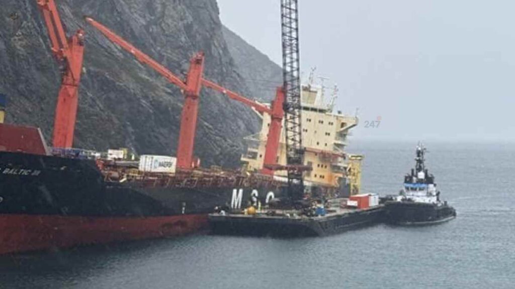 Canada bắt đầu tháo dỡ xác tàu MSC Baltic III