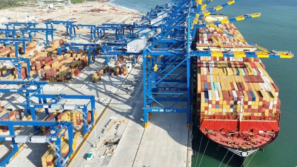 MSC thông qua TiL mua 49% cổ phần cảng Vizhinjam với giá 1,4 tỷ USD