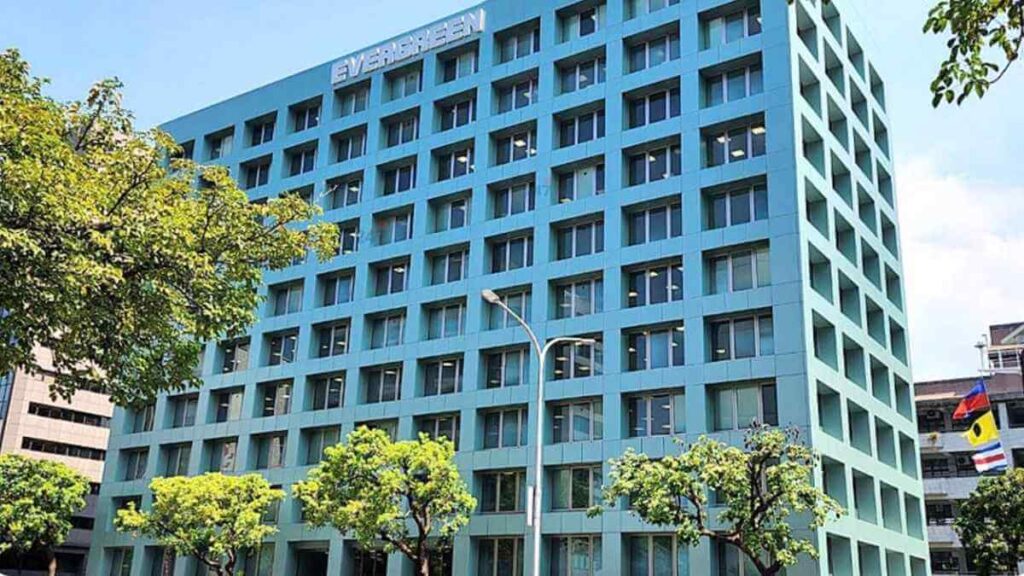 Evergreen bị khám xét trong điều tra giao dịch nội gián cổ phiếu