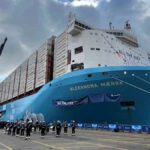 Maersk cải hoán đội tàu nhằm nâng cao hiệu quả nhiên liệu và giảm phát thải.