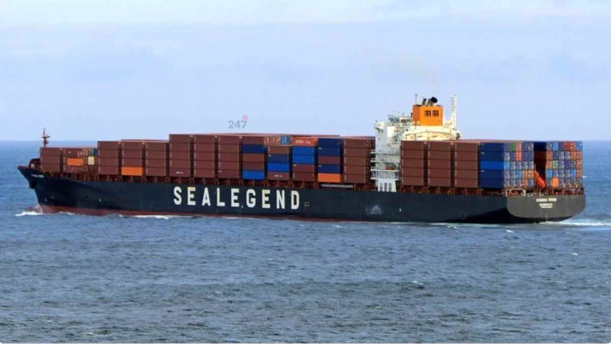 Tàu container Sea Legend Shipping, hãng khai thác tuyến container Bắc Cực giữa Trung Quốc và châu Âu